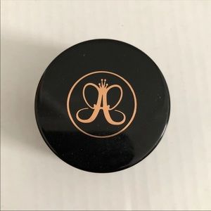 Anastasia Beverly Hills Dark Brown Dipbrow Pomade